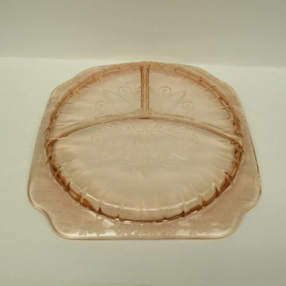 Jeannette Depression Glass Pink ADAM 9 1/4 In Square 3-Part Divided Grill Plate - Picture 4 of 4